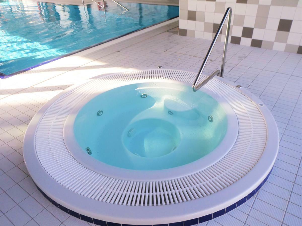 Apartament Nika Pool&Spa 5Morz 시아노제티 외부 사진